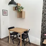 Lovely 1-Bedroom Apartment At Heart Of Budapest