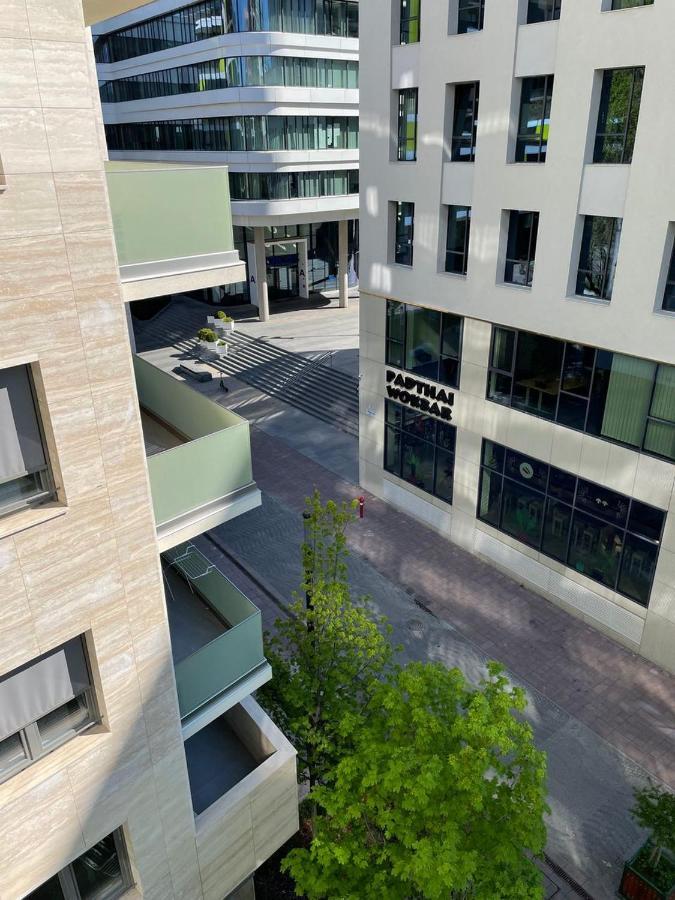 Lejlighed Lovely 1-bedroom At Heart Of